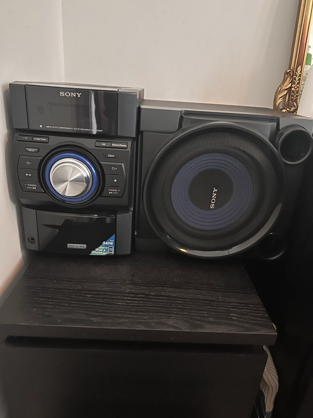 Sony Mini Hi-Fi Component System MHC-EC909IP