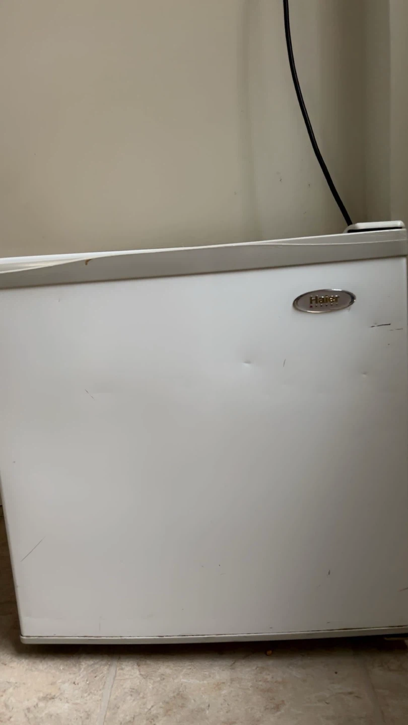 Haier Compact Bar Fridge