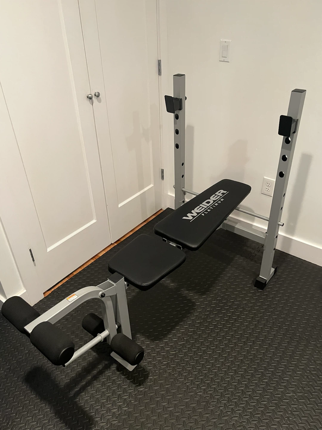 Weight Bench