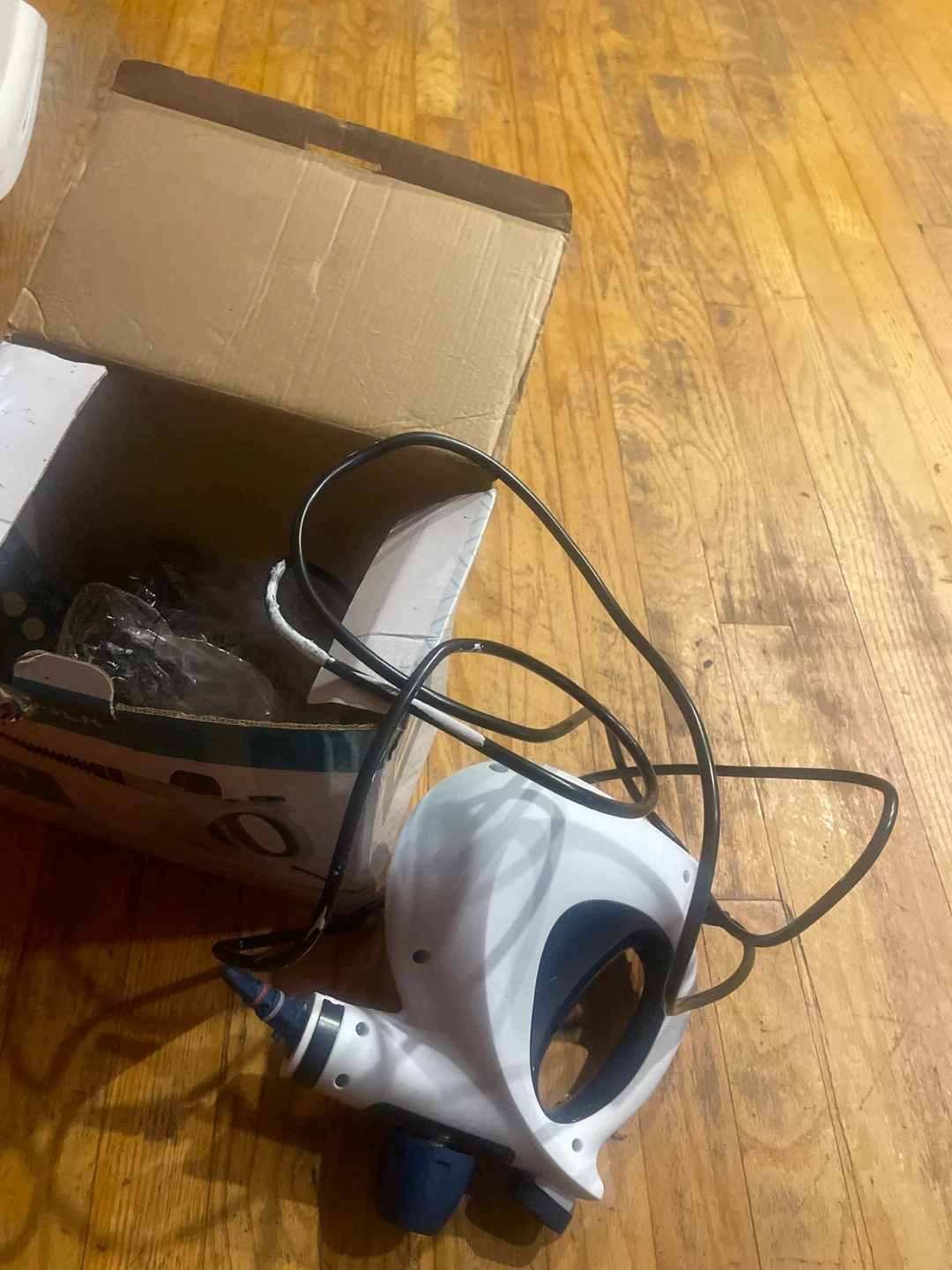 10-in-1 Steam Cleaner - photo 3