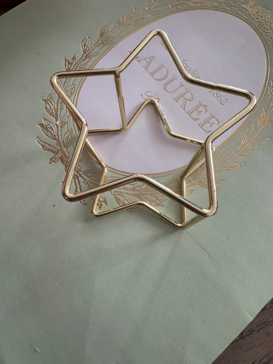 Gold star shaped Makeup Sponge/ Beauty Blender display stand