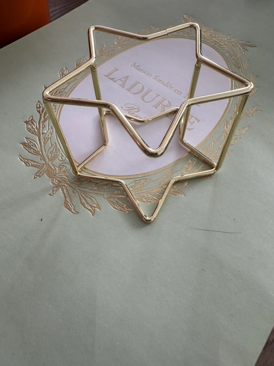 Gold star shaped Makeup Sponge/ Beauty Blender display stand - photo 3