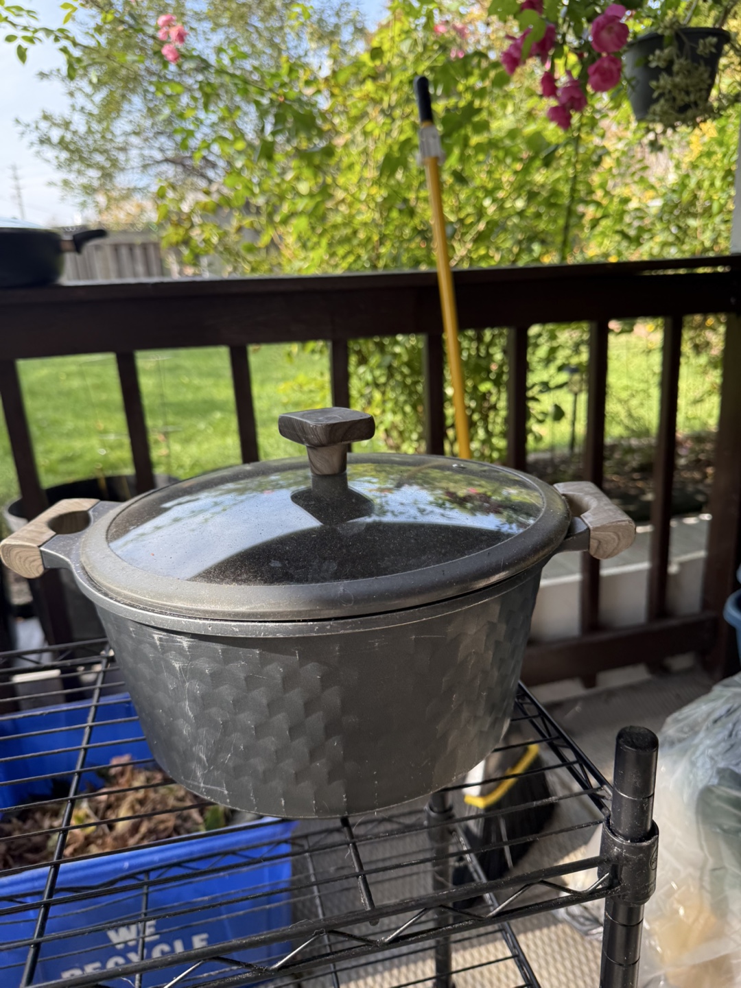 Non-stick cooking pot with lid - photo 3