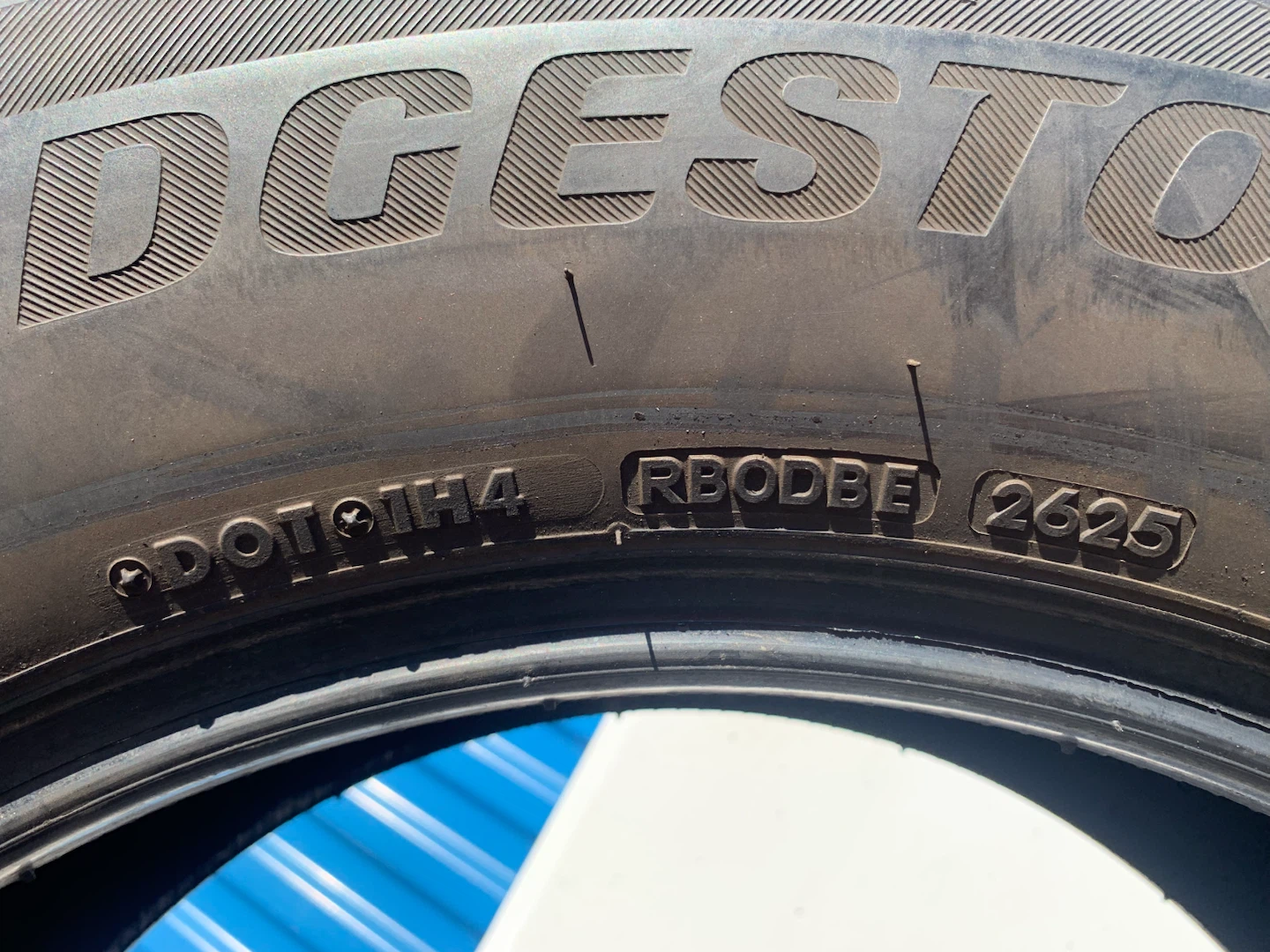 Bridgestone Blizzak DM-V2 Winter Tires - photo 5