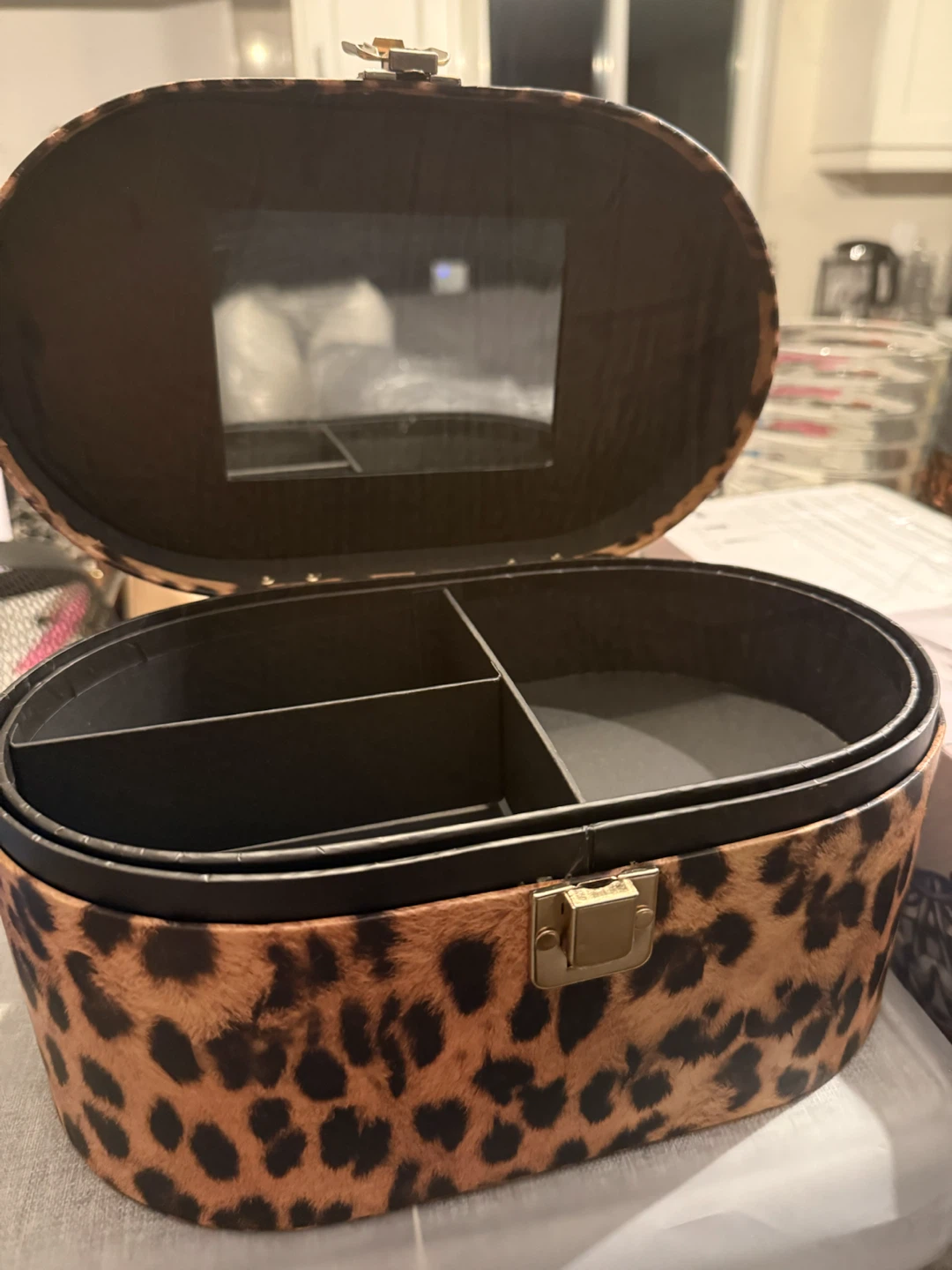 Leopard Print Makeup Vanity Case - photo 2