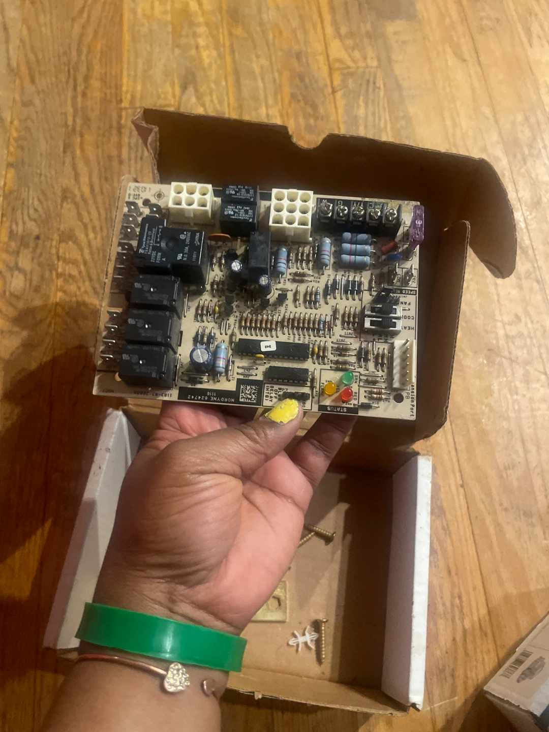 Nordyne Furnace Control Board and Pressure Switch - photo 3