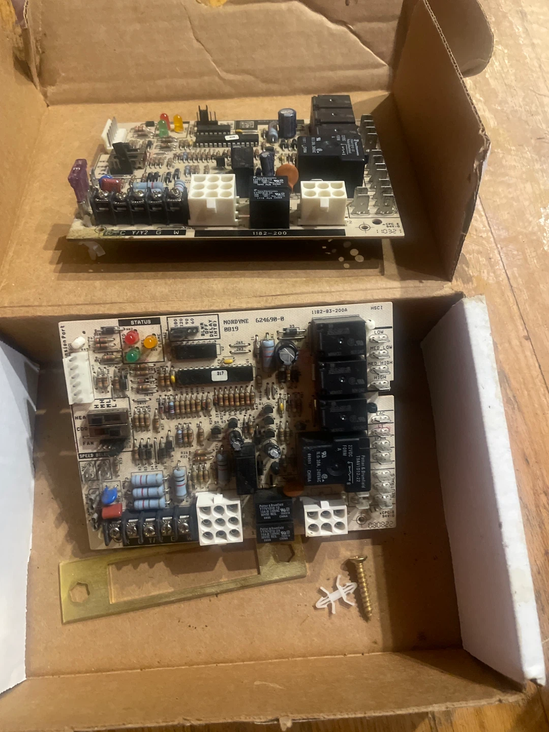 Nordyne Furnace Control Board and Pressure Switch - photo 5