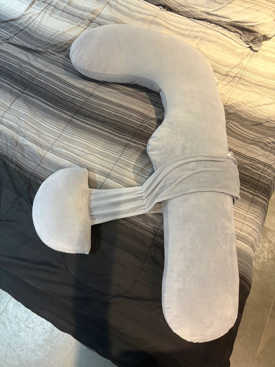 Momcozy Pregnancy Body Pillow