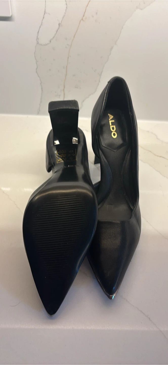 ALDO Black Pointed Toe Heels - photo 4