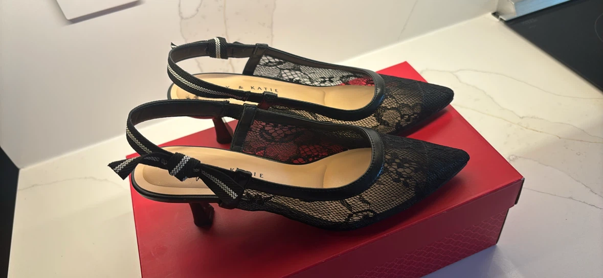 Kelly & Katie Black Lace Slingback Heels - photo 3