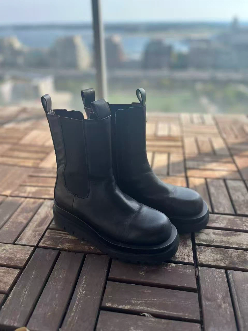 B2 shoes platform boots