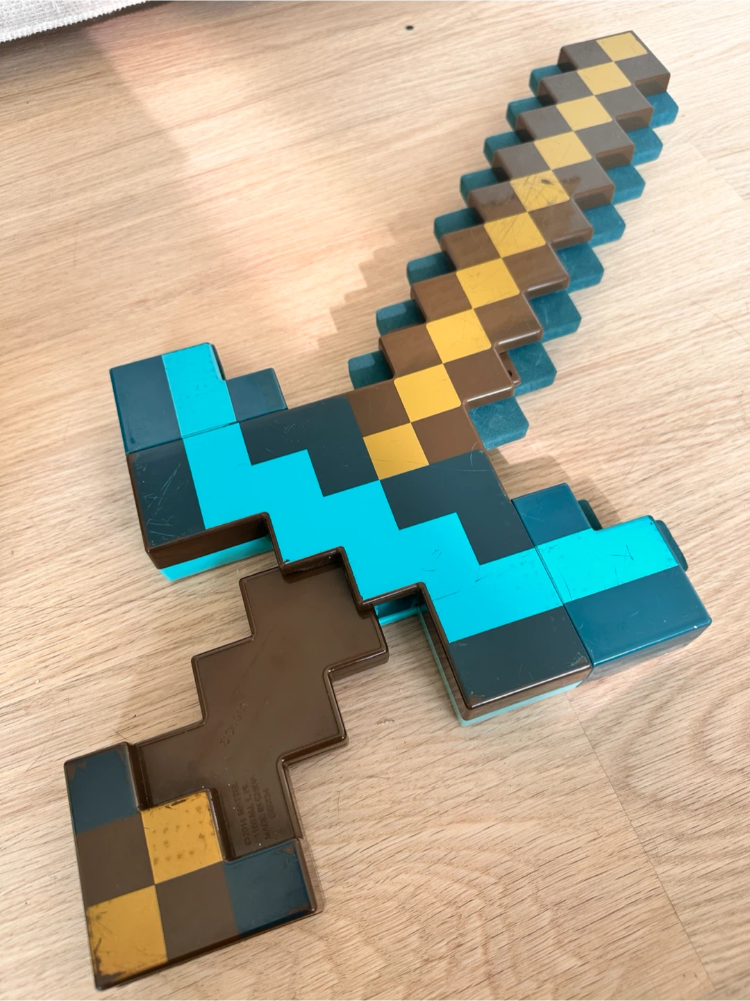 Minecraft Transforming Sword and Pickaxe Toy - photo 3