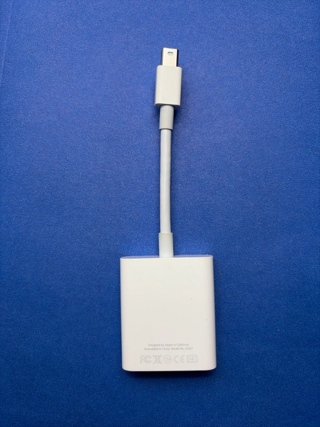 Apple Mini DisplayPort to VGA Adapter - photo 2