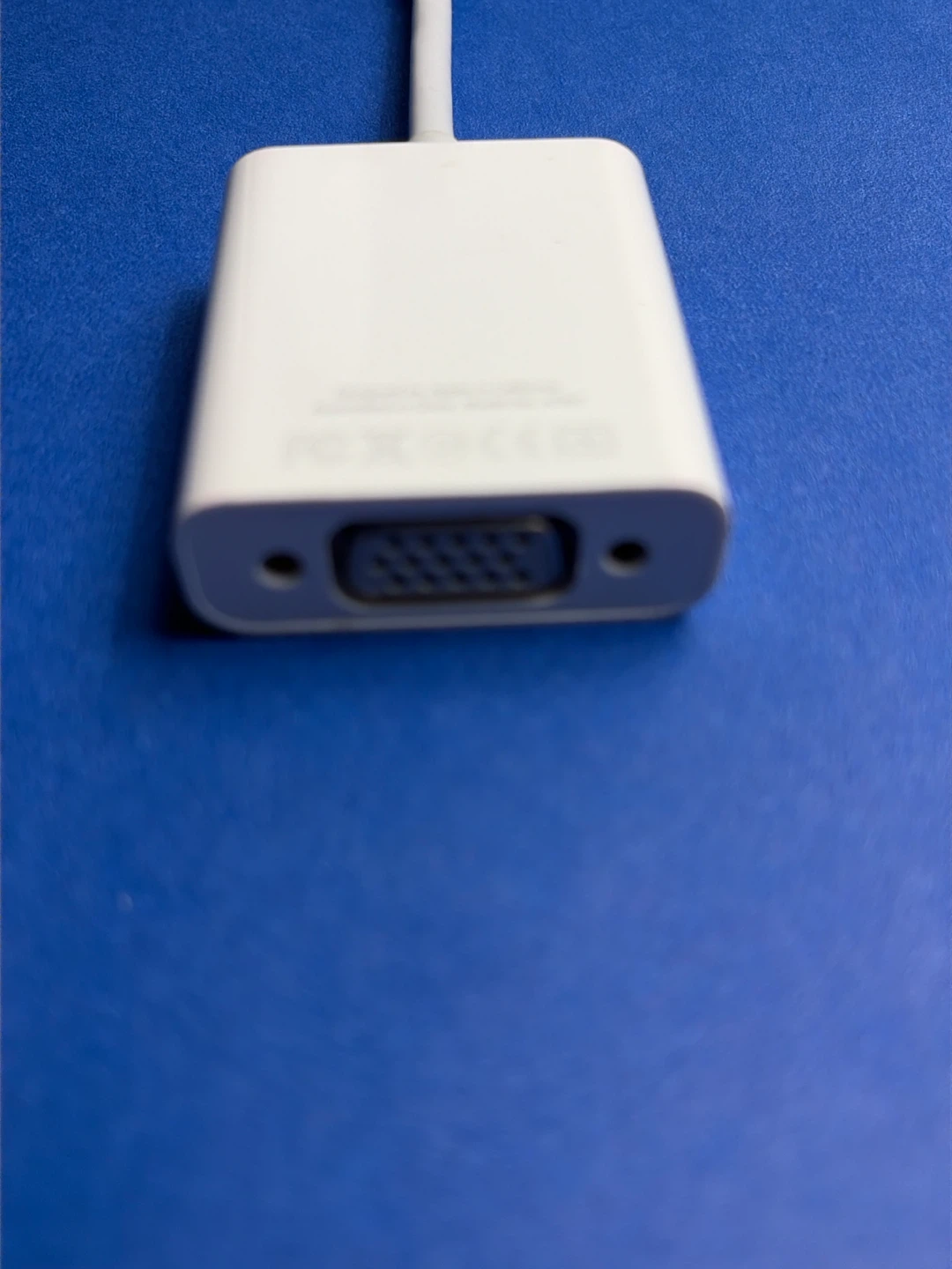 Apple Mini DisplayPort to VGA Adapter - photo 3