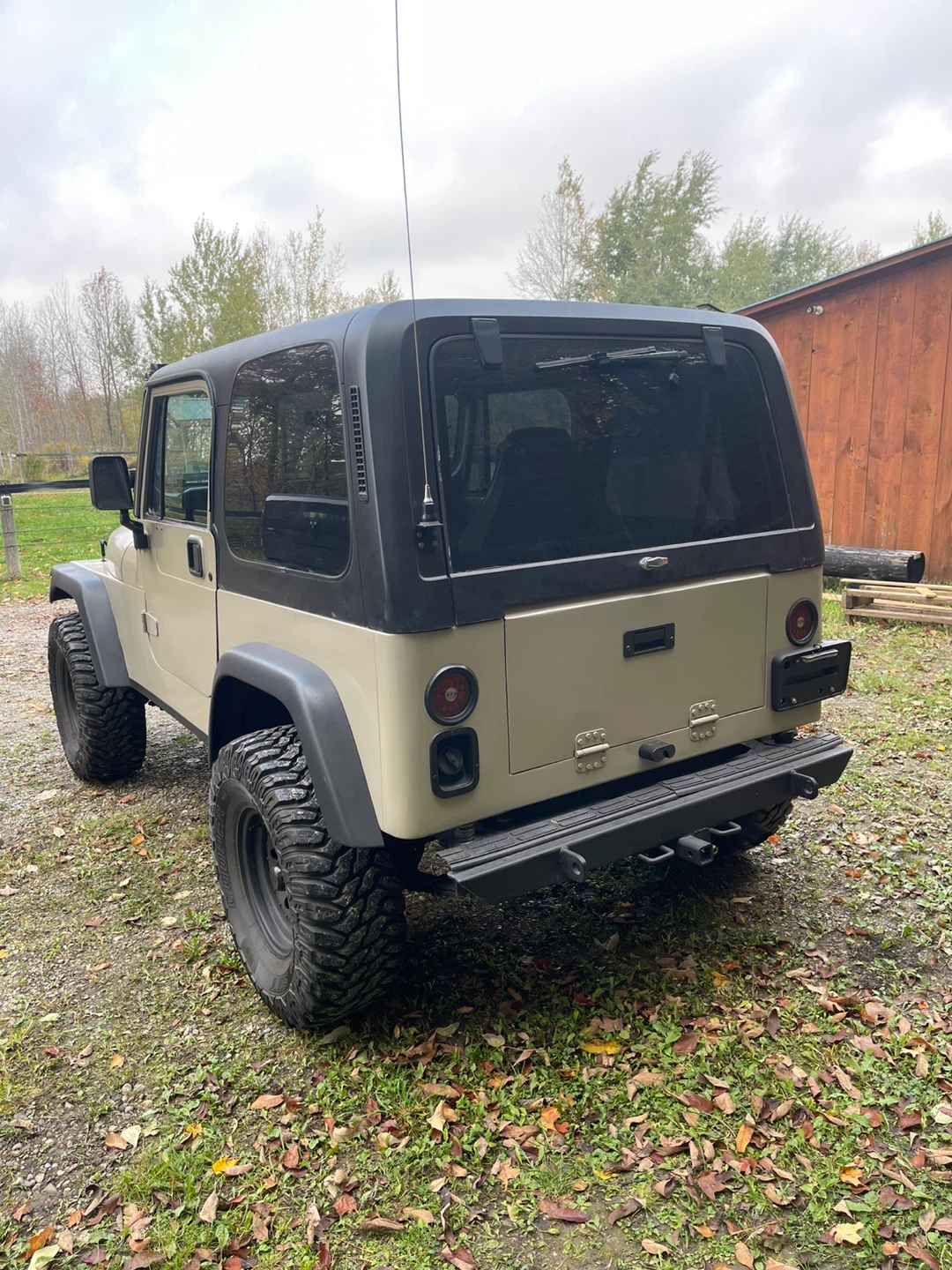 Jeep Wrangler trade for 7 passenger vehicle - photo 3
