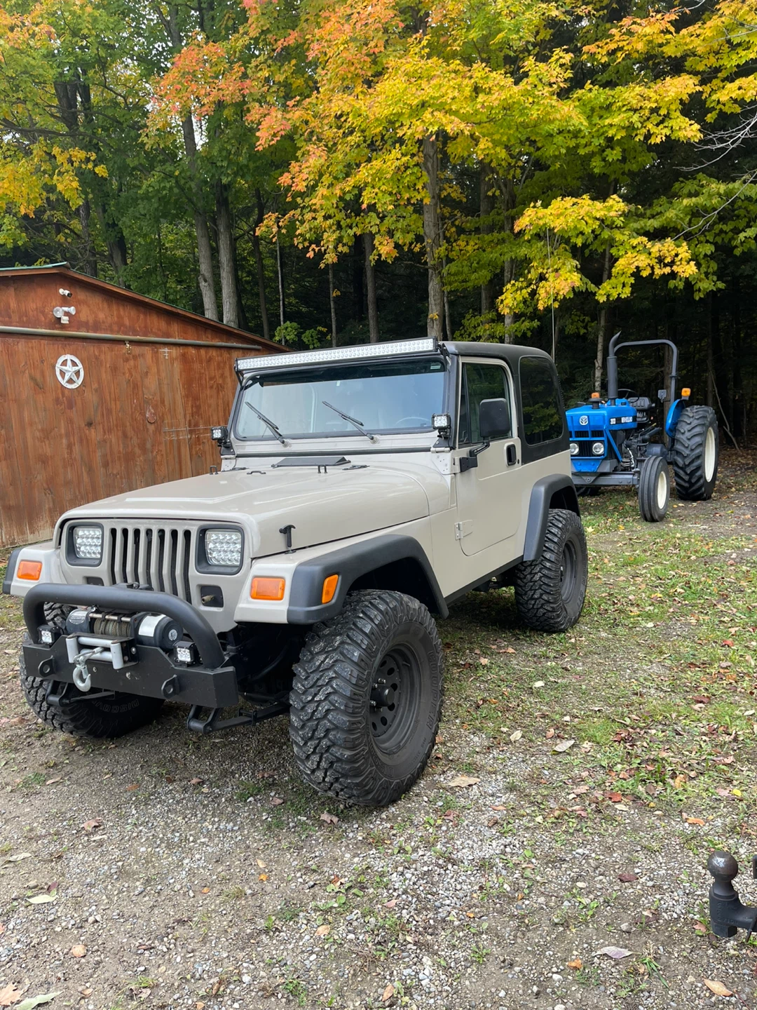 Jeep Wrangler trade for 7 passenger vehicle - photo 4