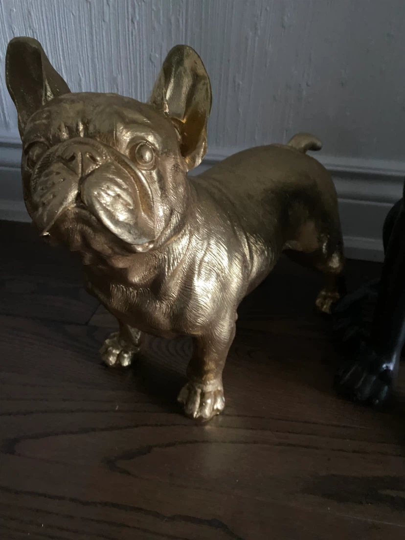 Set of two dog statues - photo 3