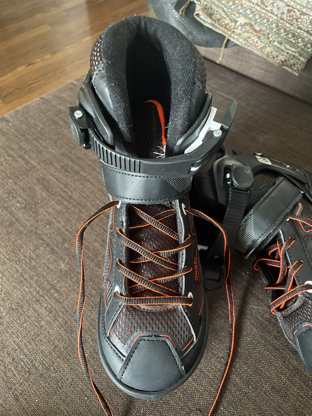 Oxelo Adjustable Ice Skates Size 32-35 - photo 4