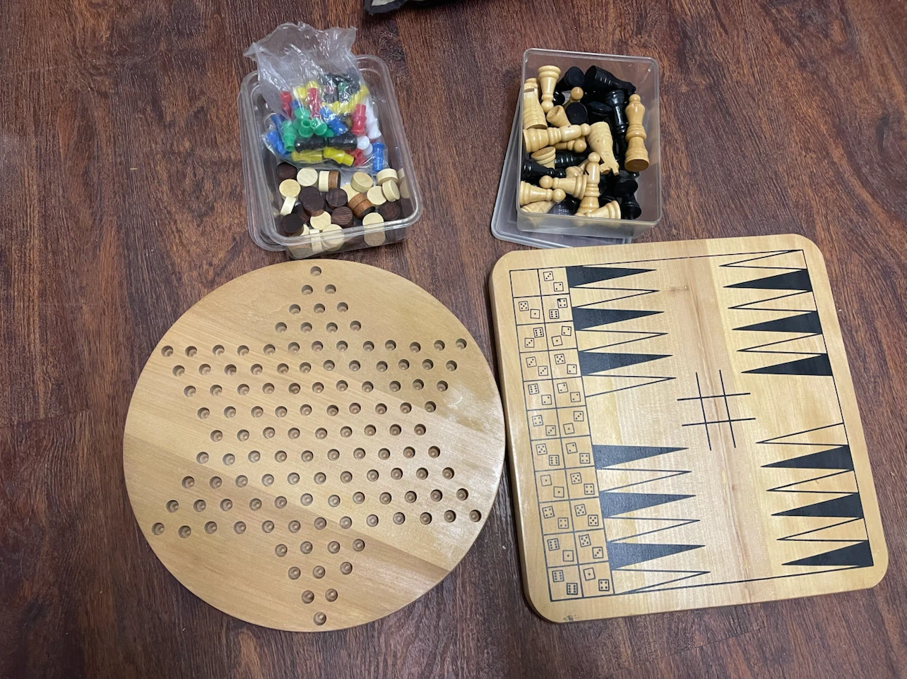 Castle Classics 7 Game Centre Set - photo 2