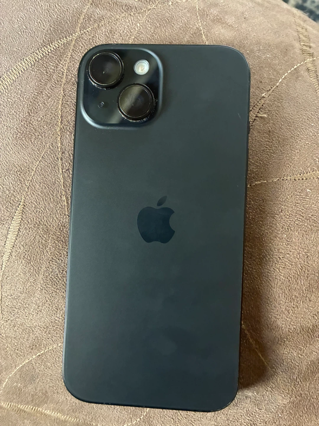Apple iPhone 15 - photo 2