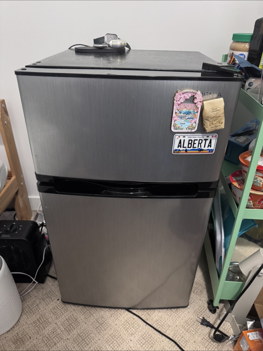 Insignia 3.0 cu. ft. Mini Fridge with Freezer