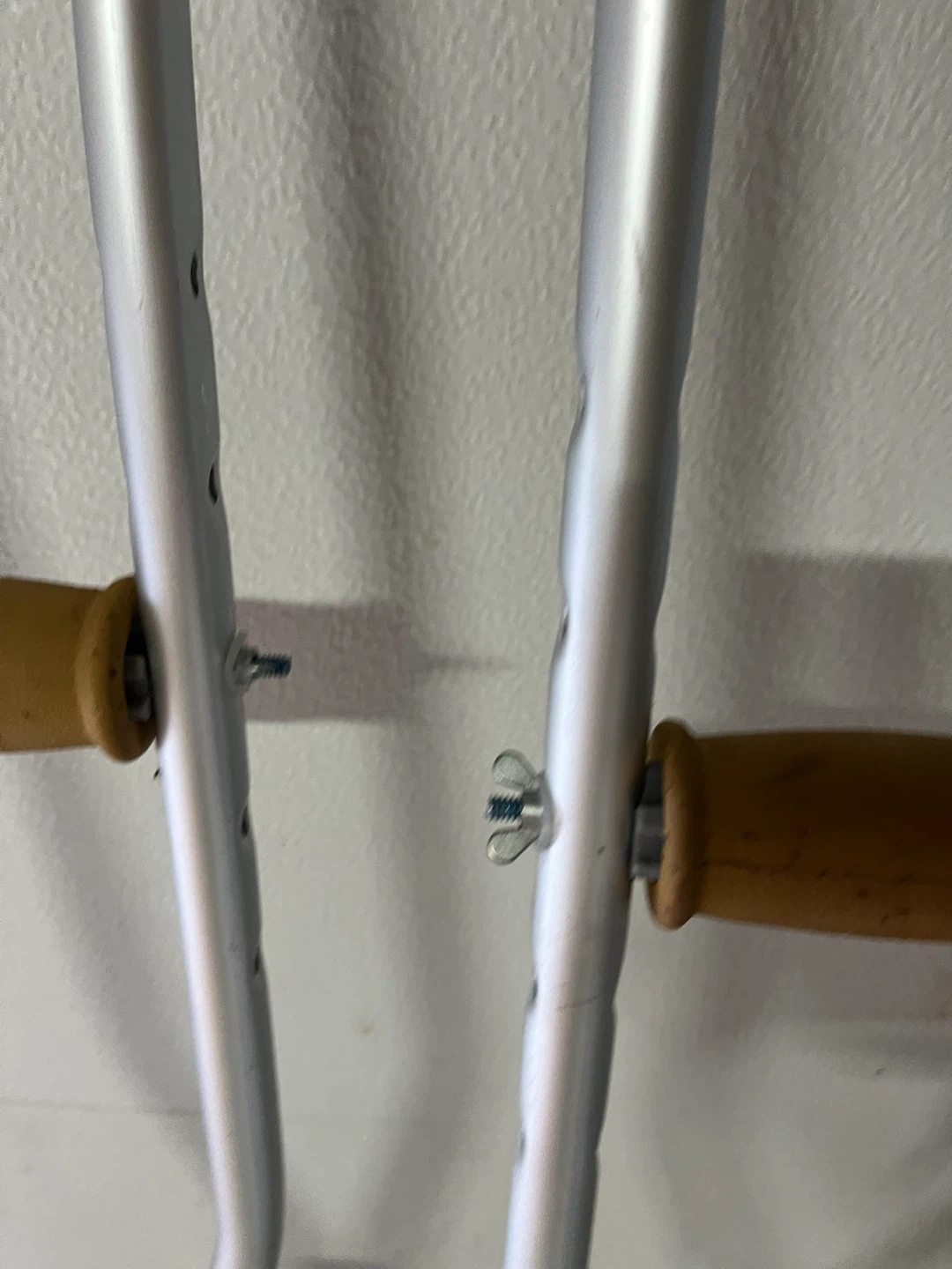 AVS Adult Medium Underarm Crutches - photo 2