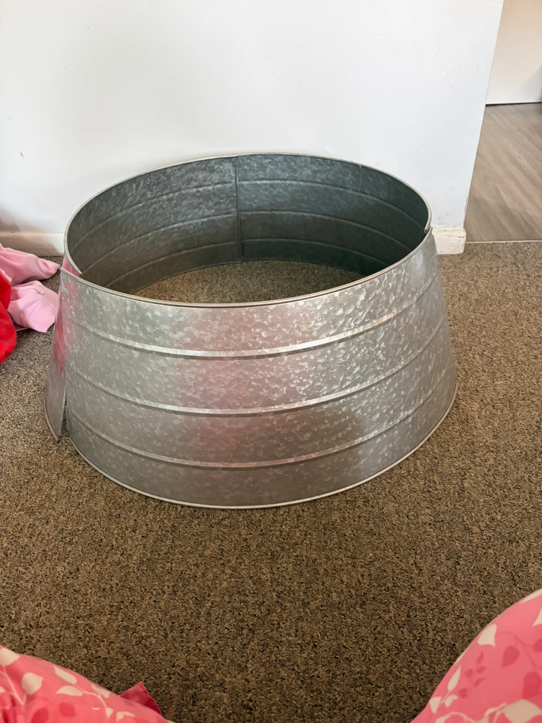Metal Christmas Tree Collar