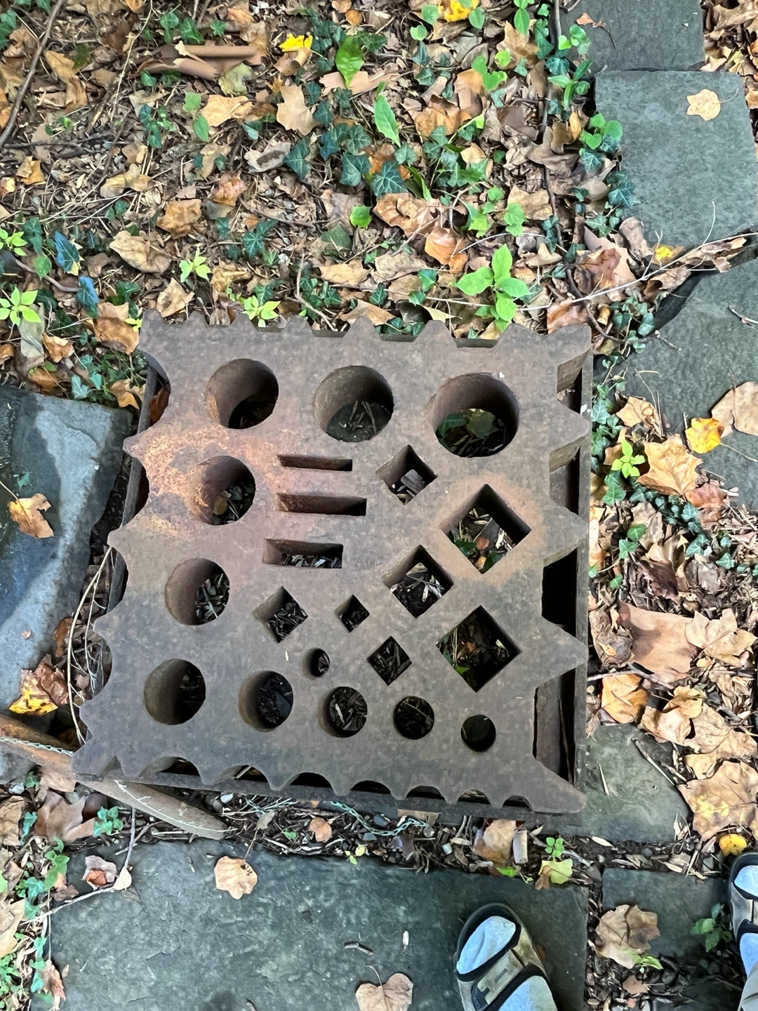 Cast Iron Swage Block on Stand - photo 2