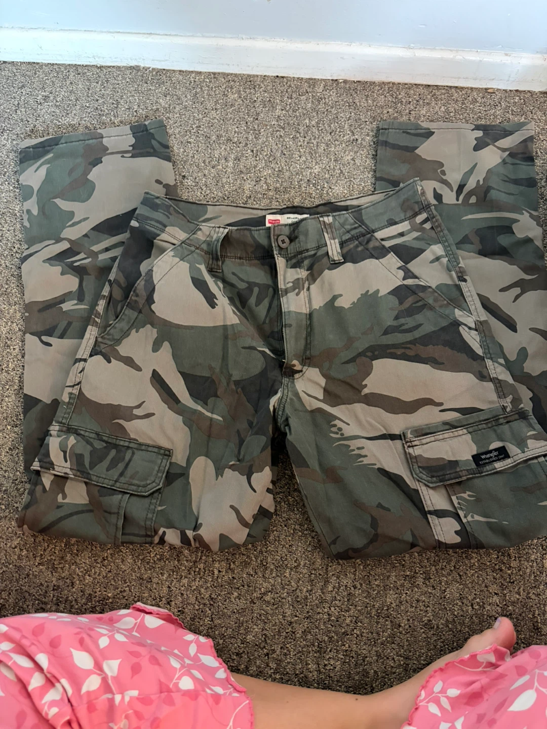 Wrangler Relaxed Fit Cargo Pants Camo