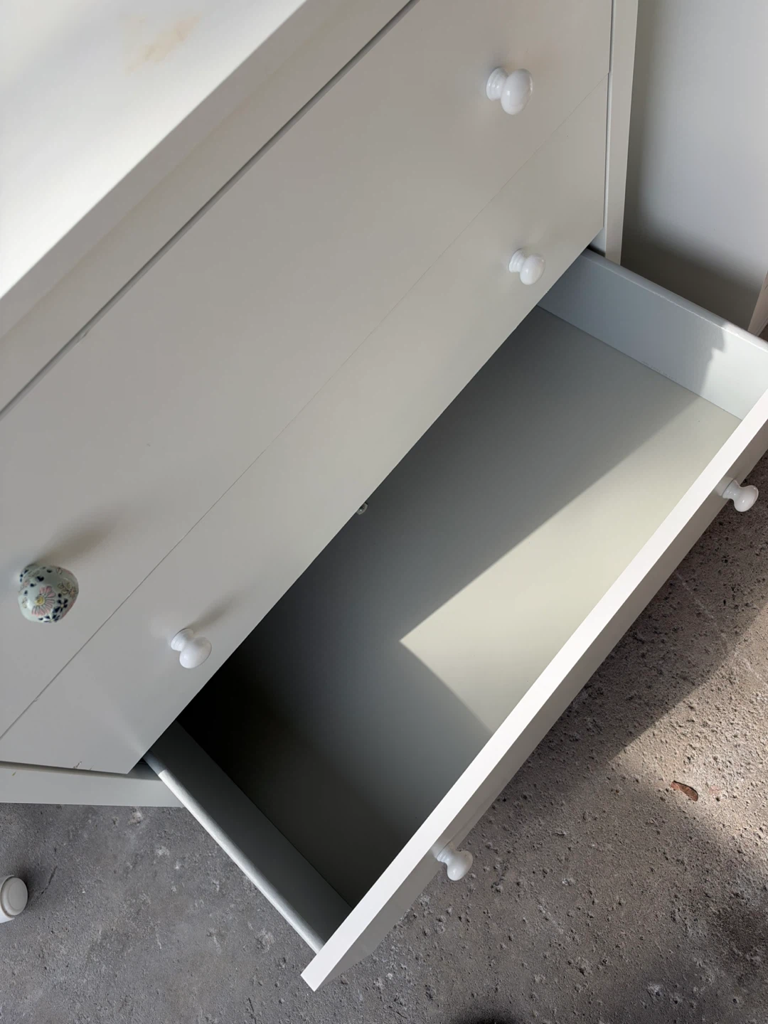 IKEA White 3-Drawer Dresser - photo 4