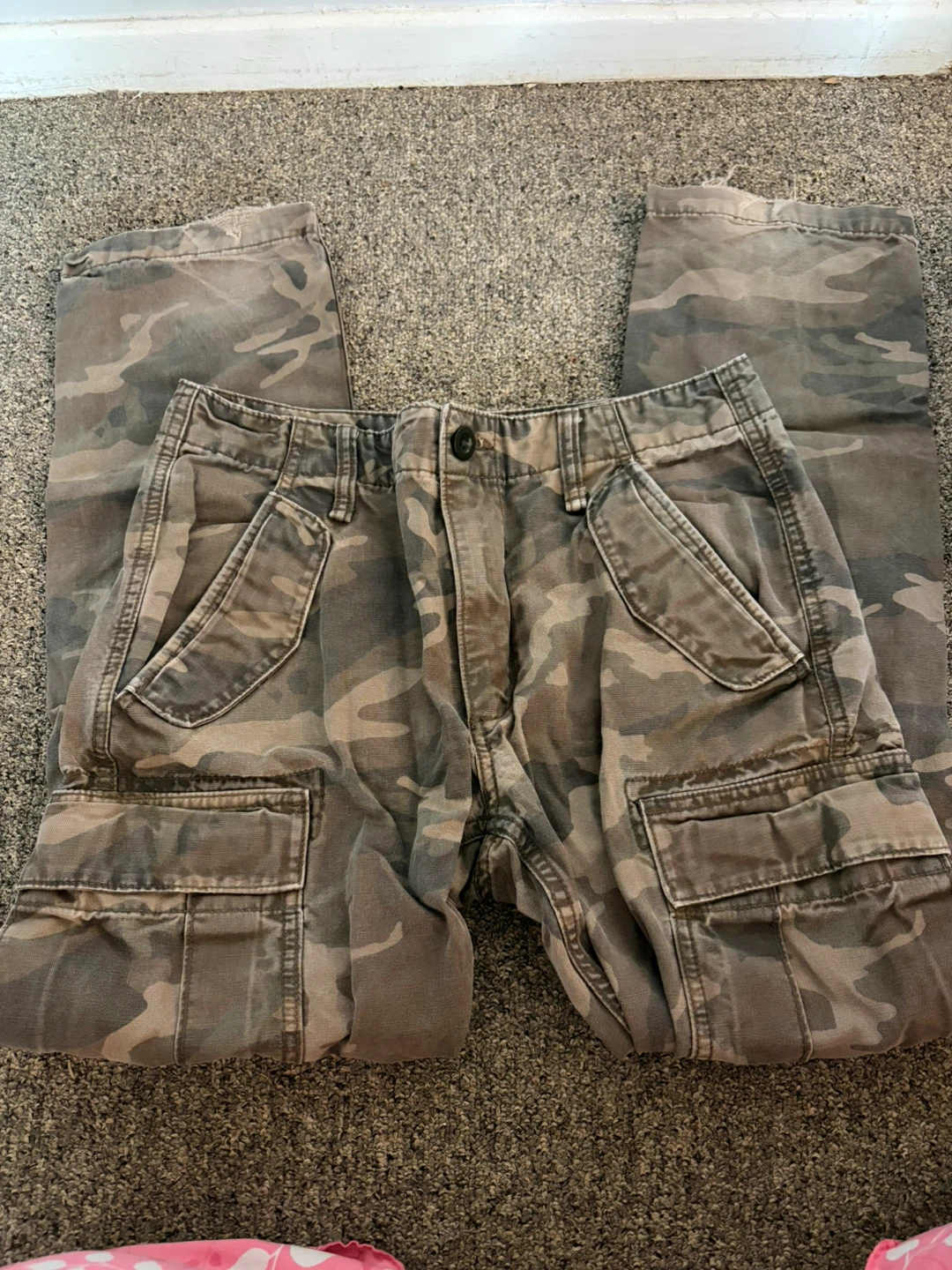Old Navy Camo Cargo Pants 28x30