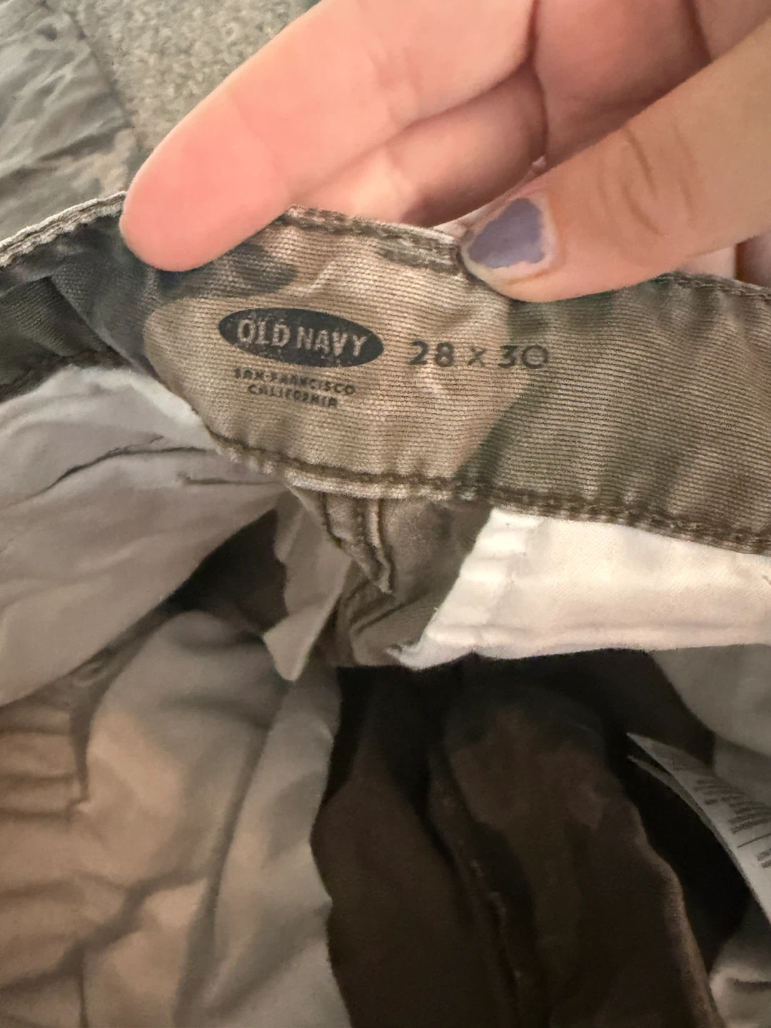 Old Navy Camo Cargo Pants 28x30 - photo 3