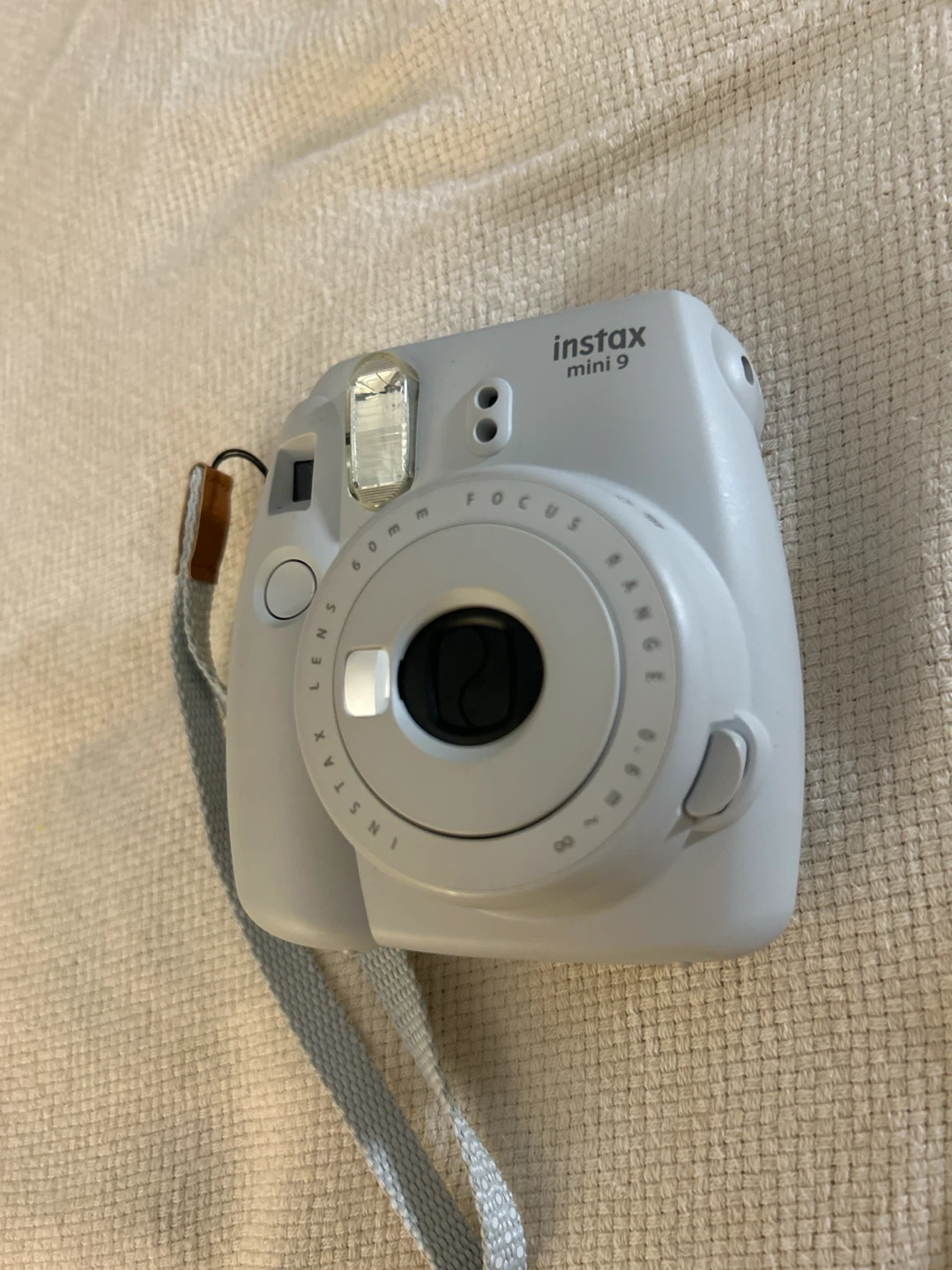 Fujifilm Instax Mini 9 Camera - white/Grey
