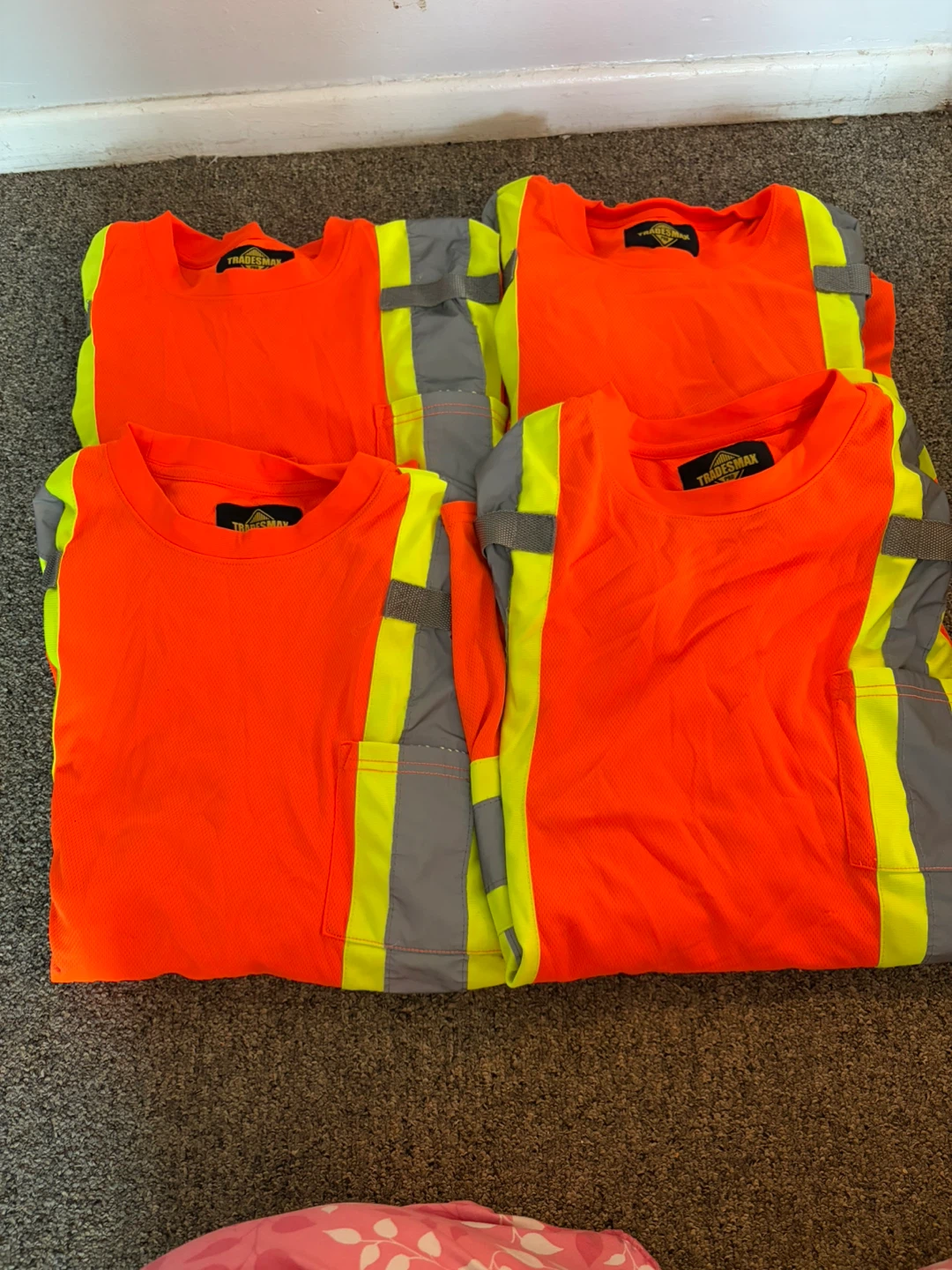 4 Tradesmax High-Vis Work Shirts Size Medium