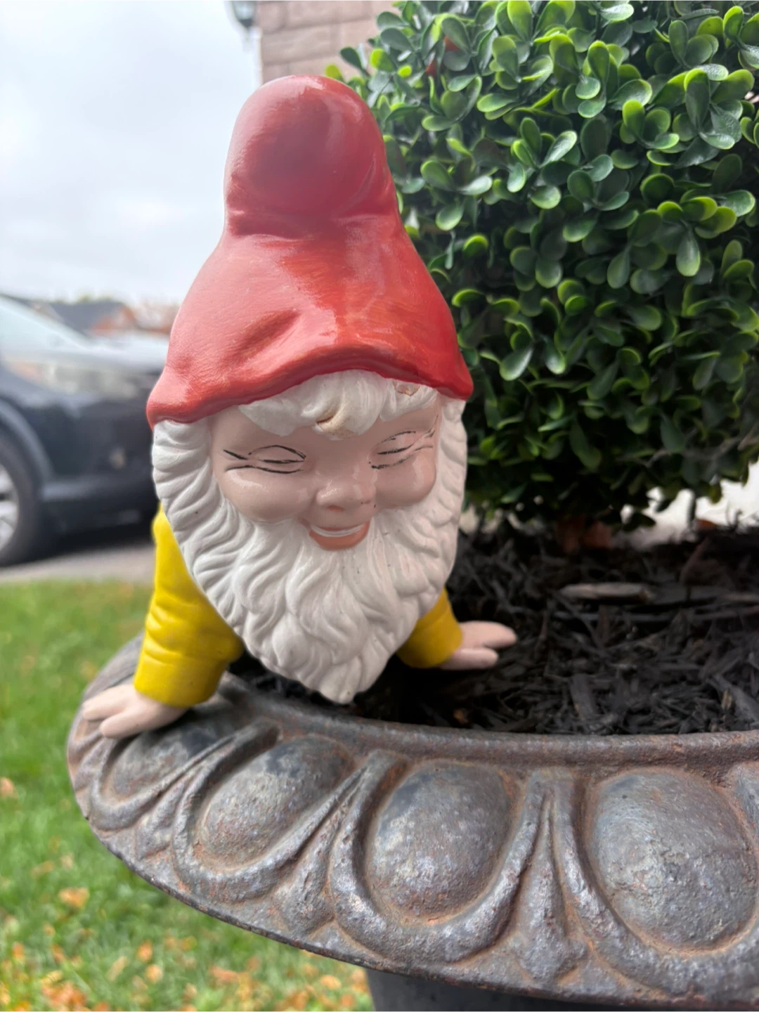 Vintage Porcelain Garden Gnome Statue - photo 2