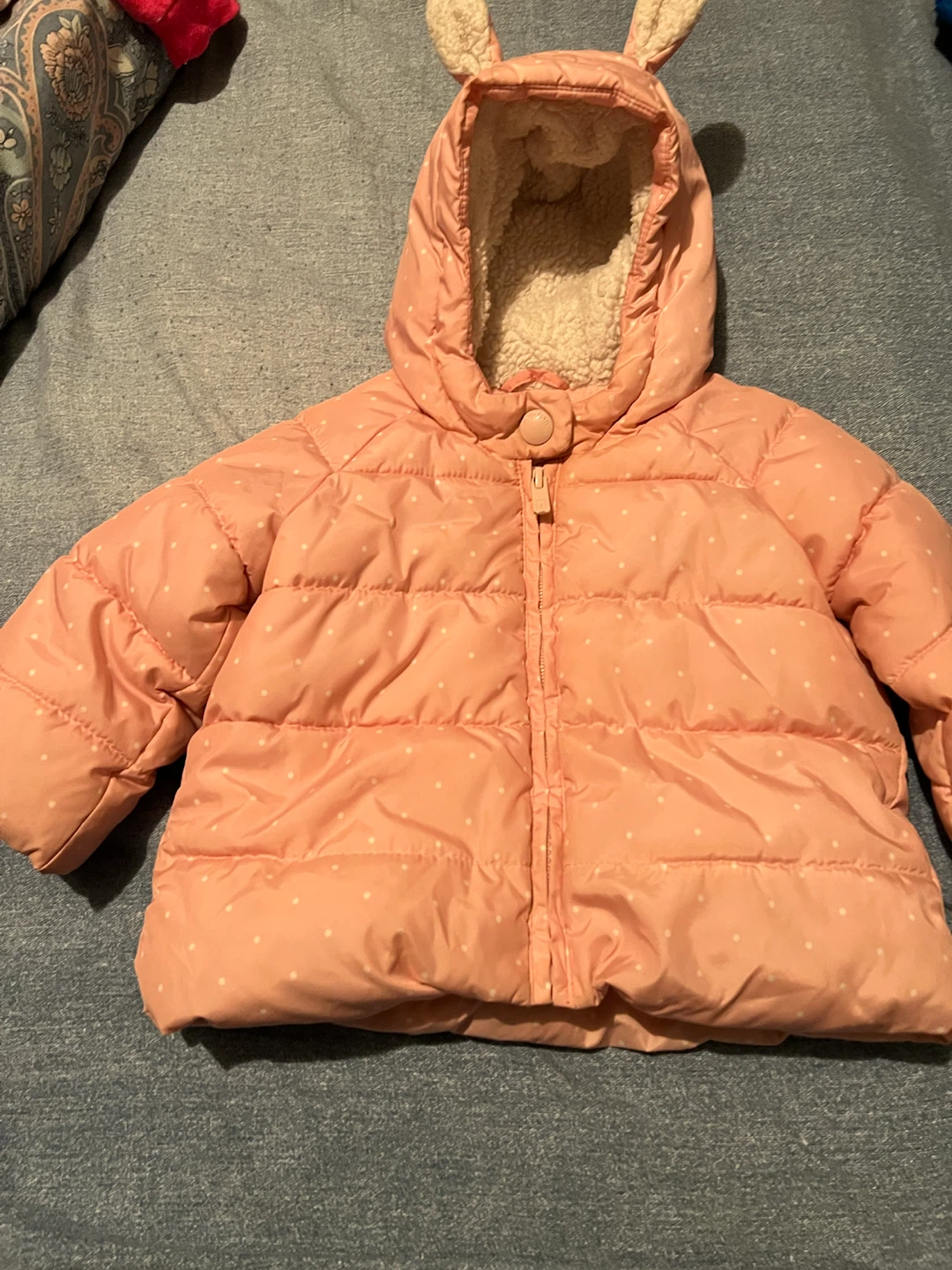 Gap Baby Girl's Pink Polka Dot Puffer Jacket size 6-12 mths