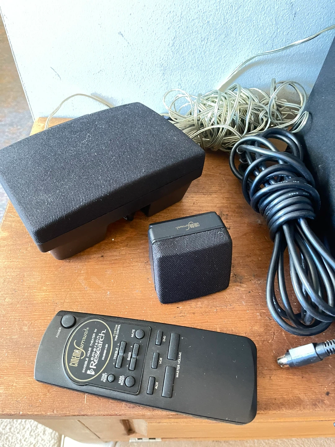 Emerson Research Cinema Surround Home Theater System - photo 3