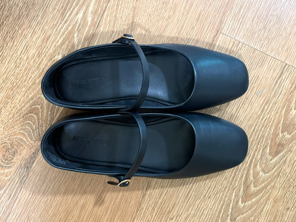 Banana Republic Maryjane Flats 🖤 - photo 3