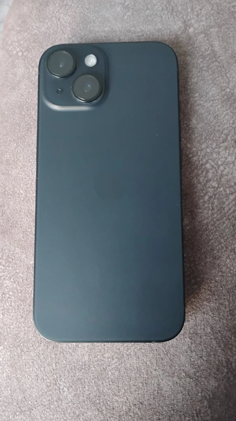 Apple iPhone 15 - 100% looks brand new - photo 2