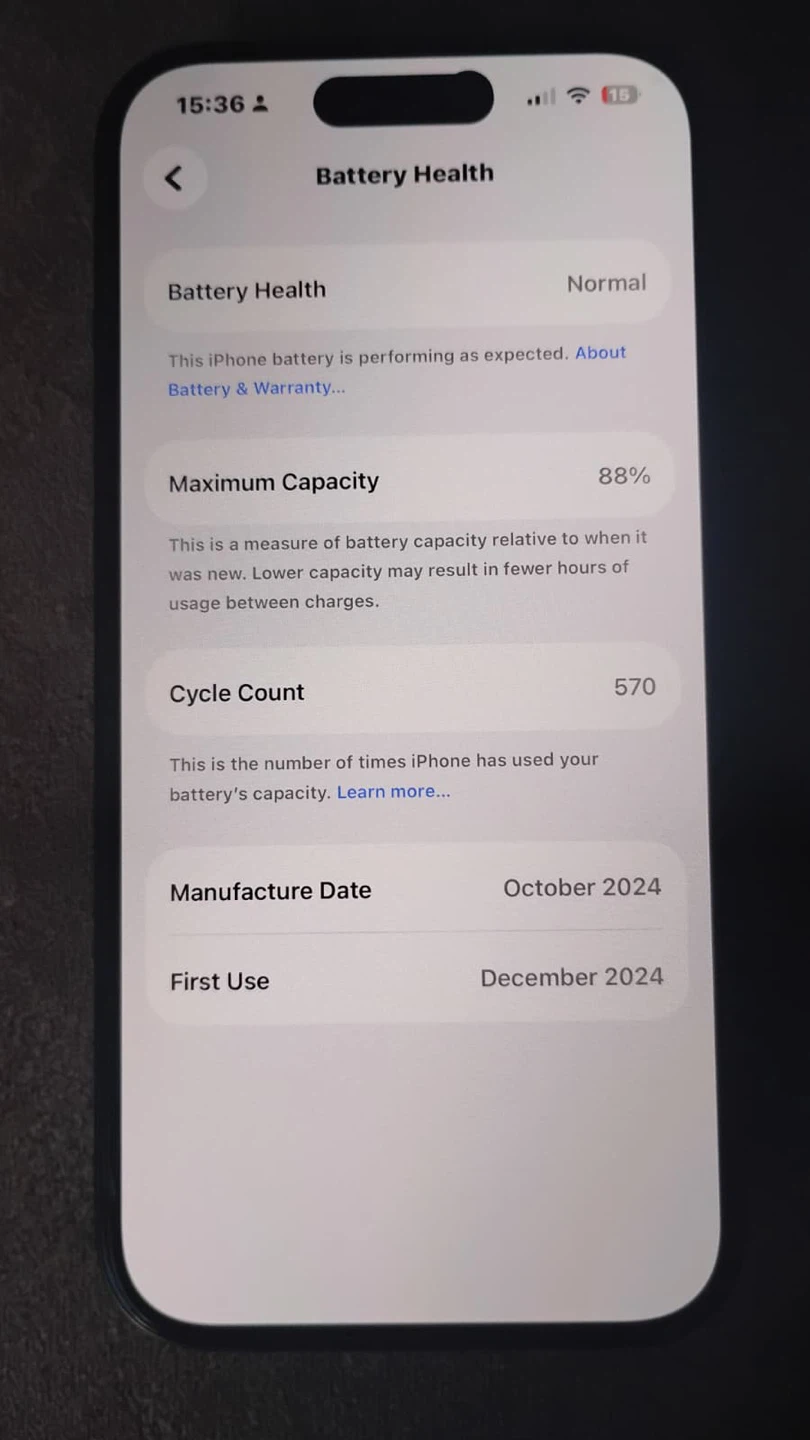 Apple iPhone 15 - 100% looks brand new - photo 3