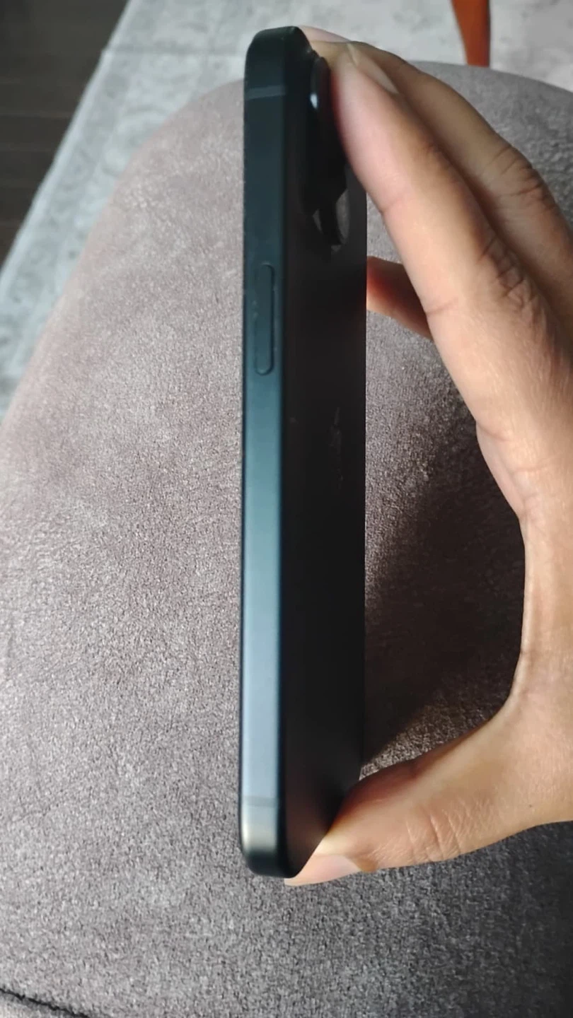 Apple iPhone 15 - 100% looks brand new - photo 5
