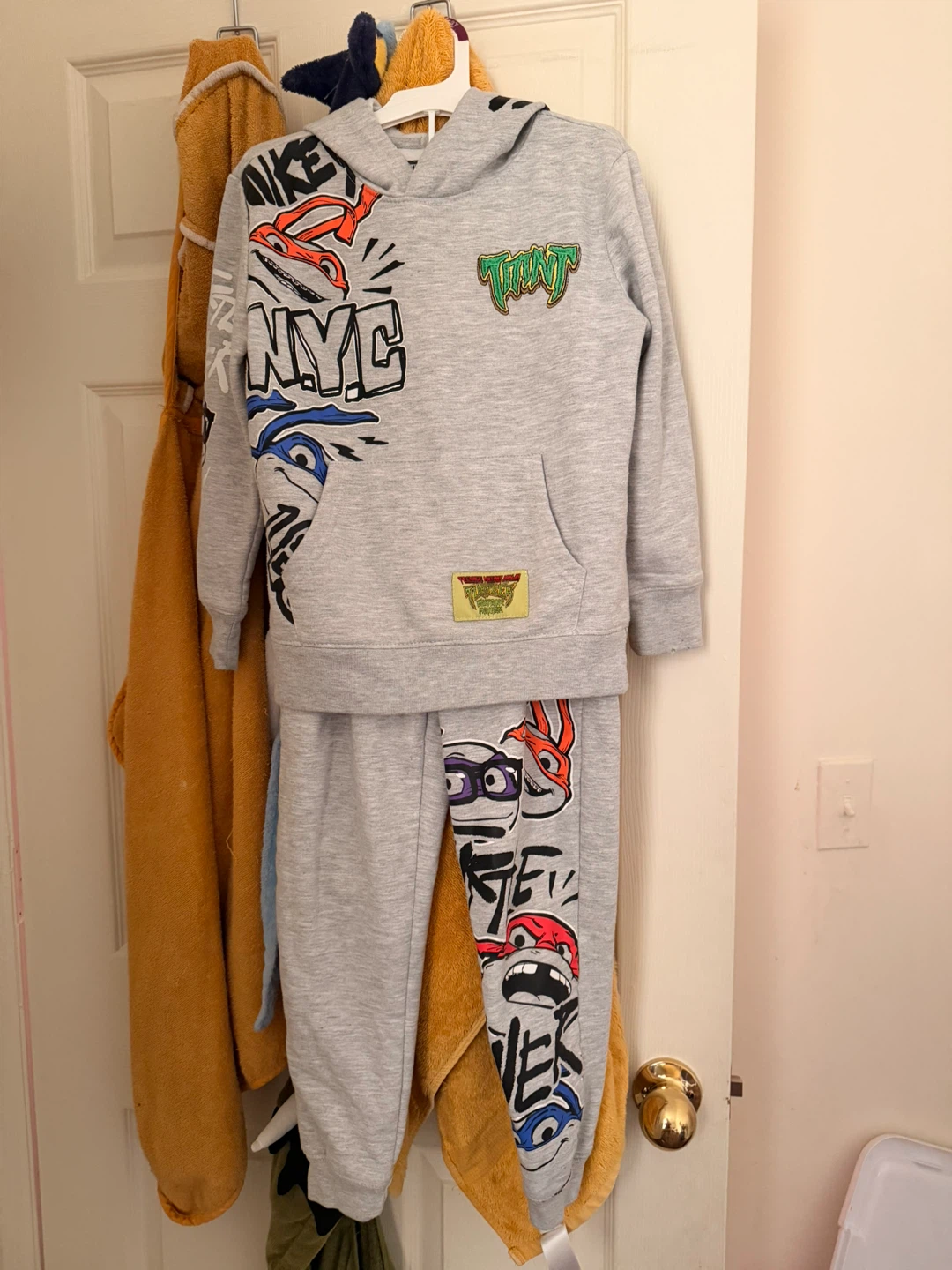 Teenage Mutant Ninja Turtles Hoodie and Jogger Set - photo 4
