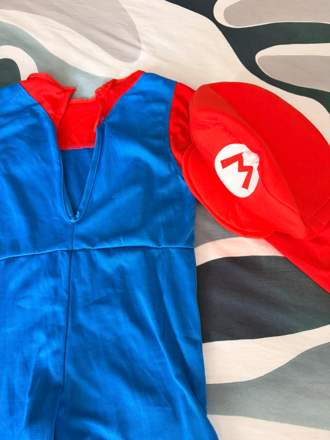 Super Mario Costume Set - photo 2