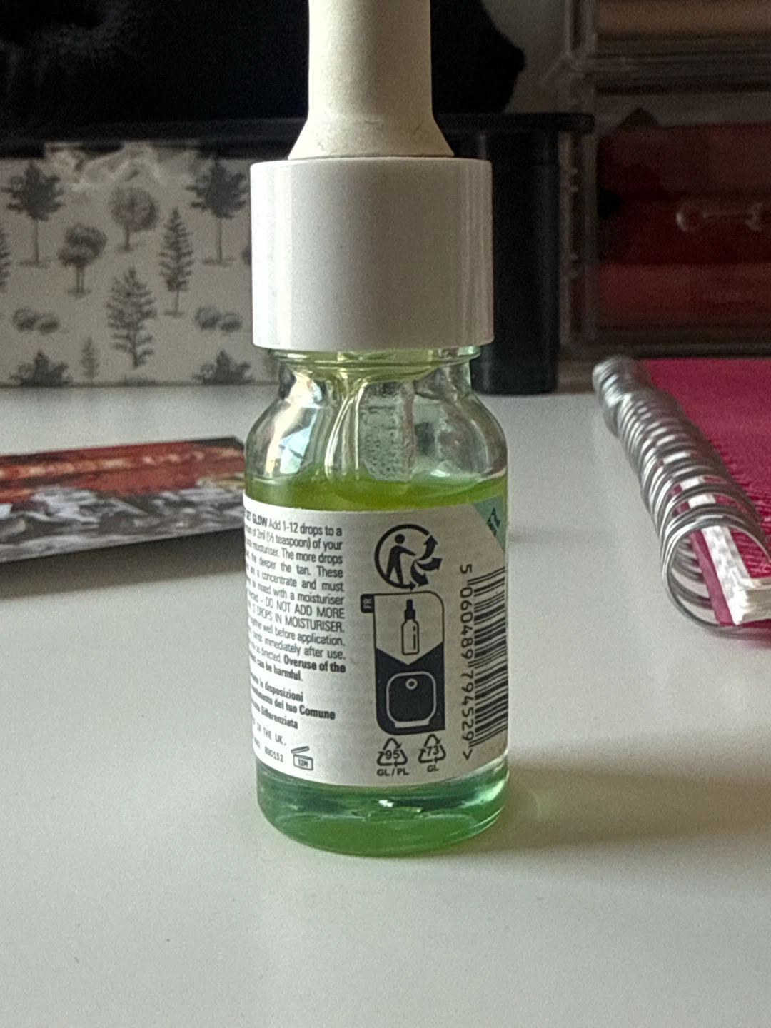 Isle of Paradise Face Self-Tanning Drops Medium - photo 2