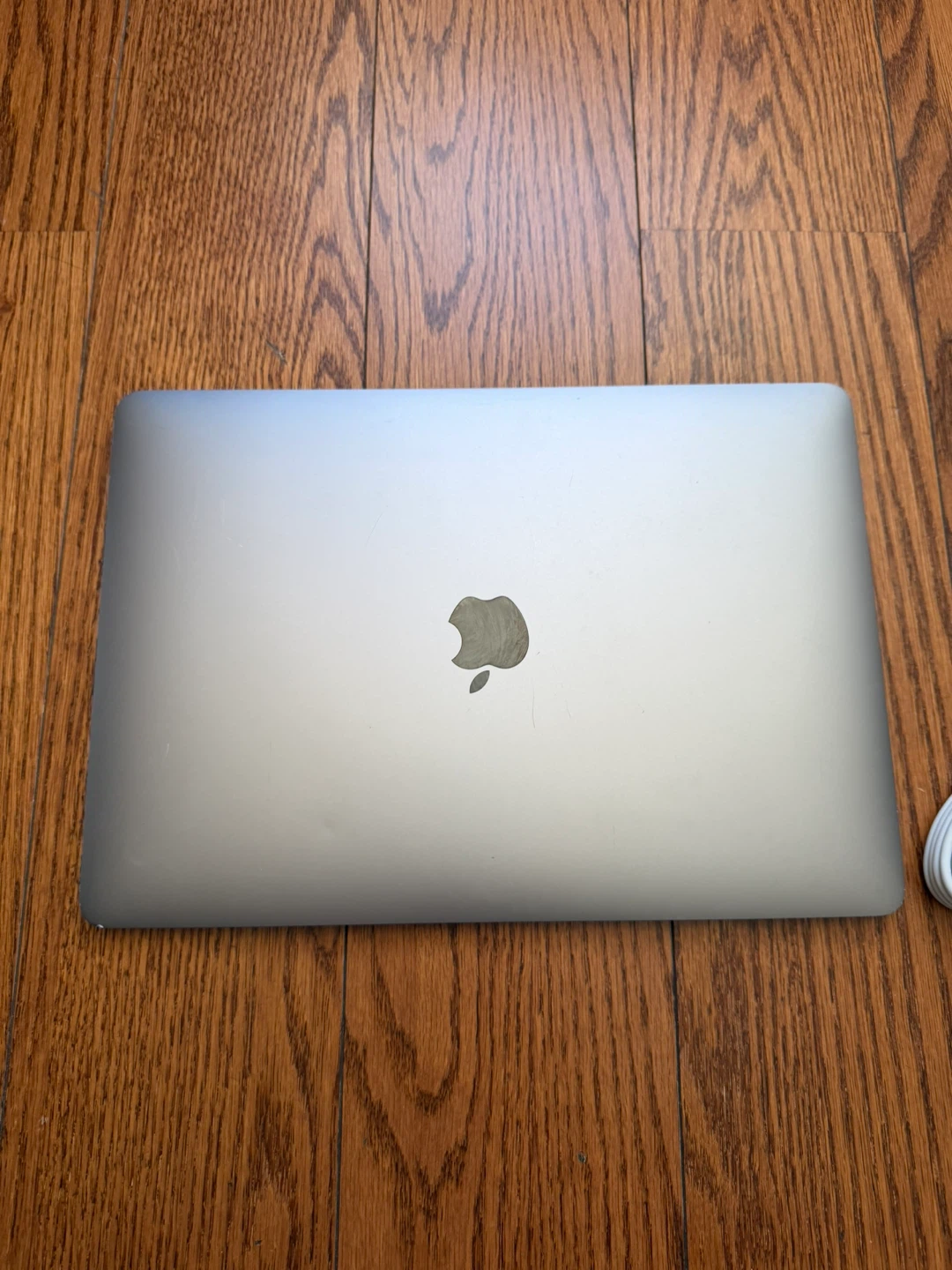 MacBook Air M1 2020 8GB RAM 256GB SSD Fully Functional