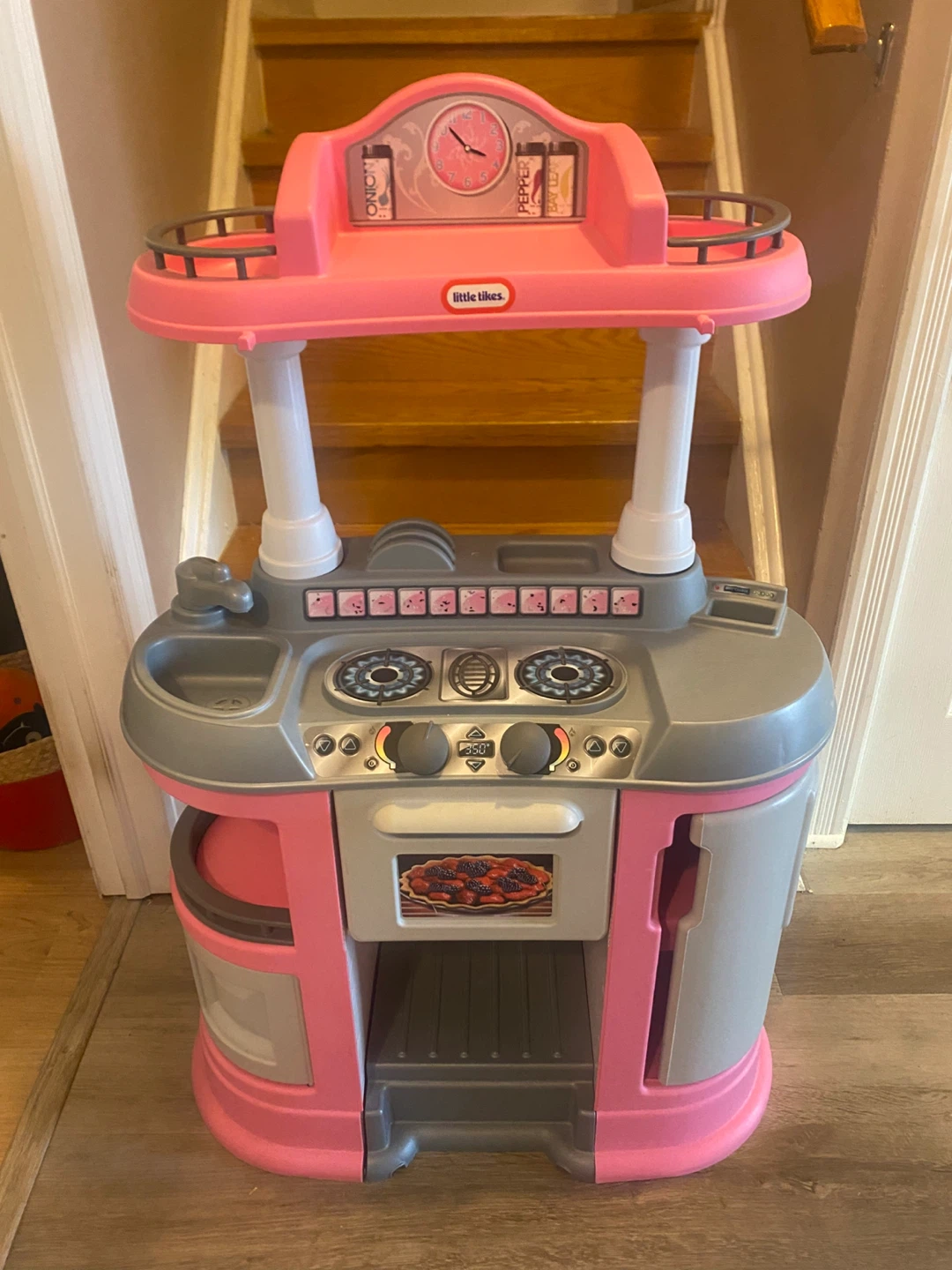 Little Tikes pink kitchen set