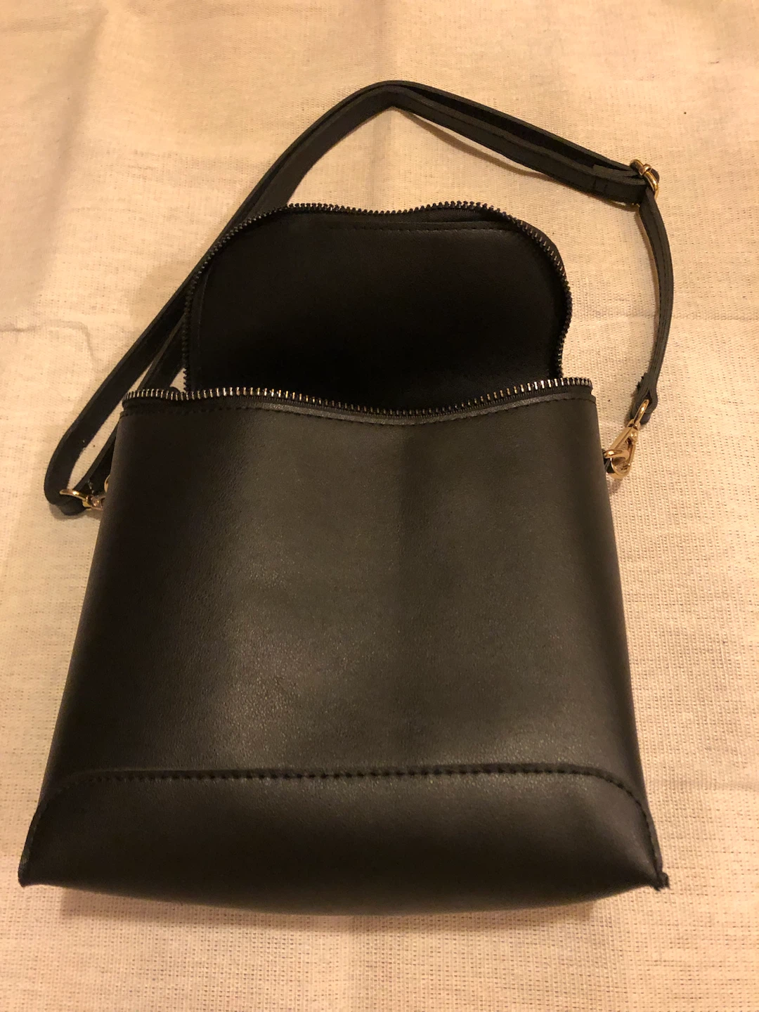 Black Convertible Backpack Purse - photo 4
