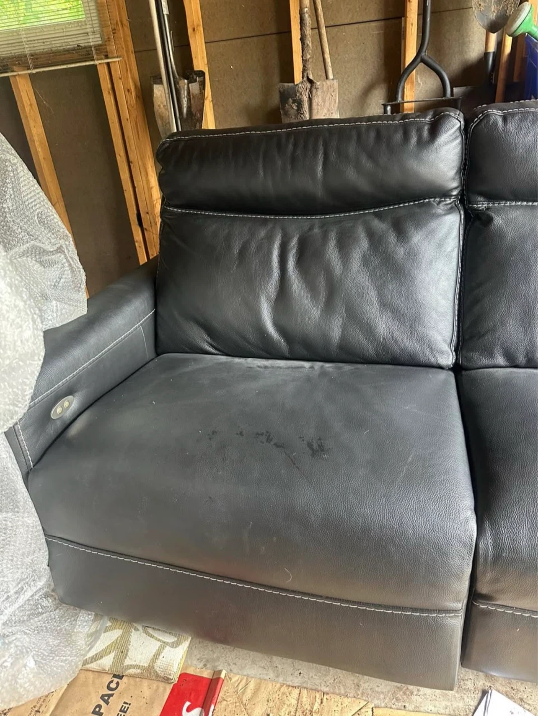 Black leather power reclining loveseat - photo 2