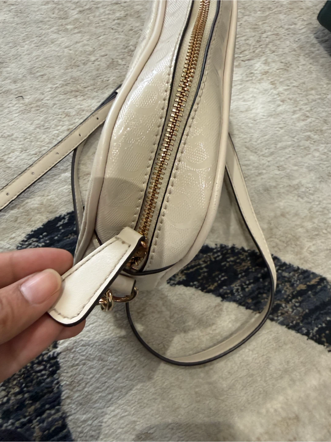 Guess Cream Crossbody Bag - photo 5