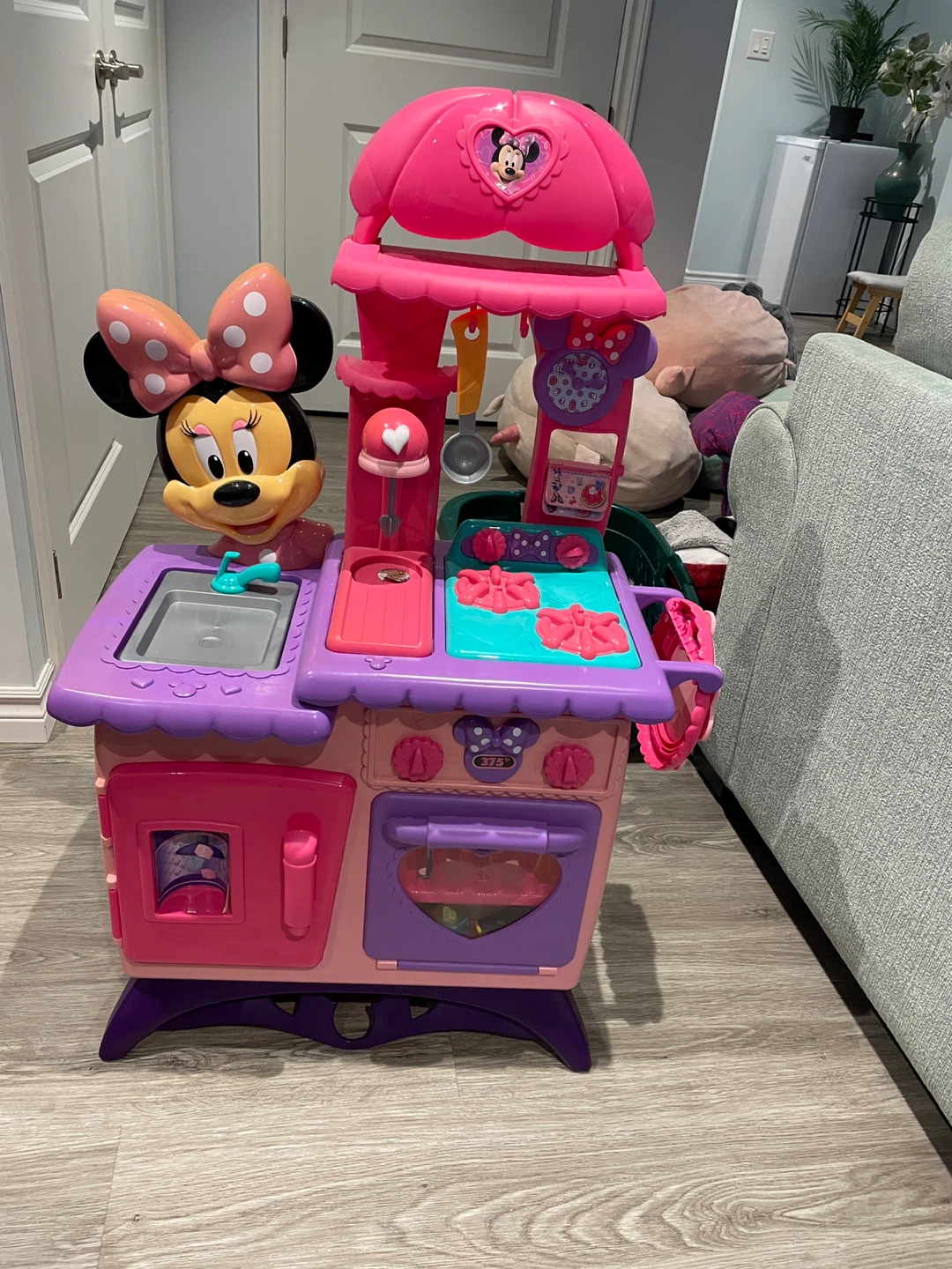 Disney Minnie Mouse Play Kitchen
